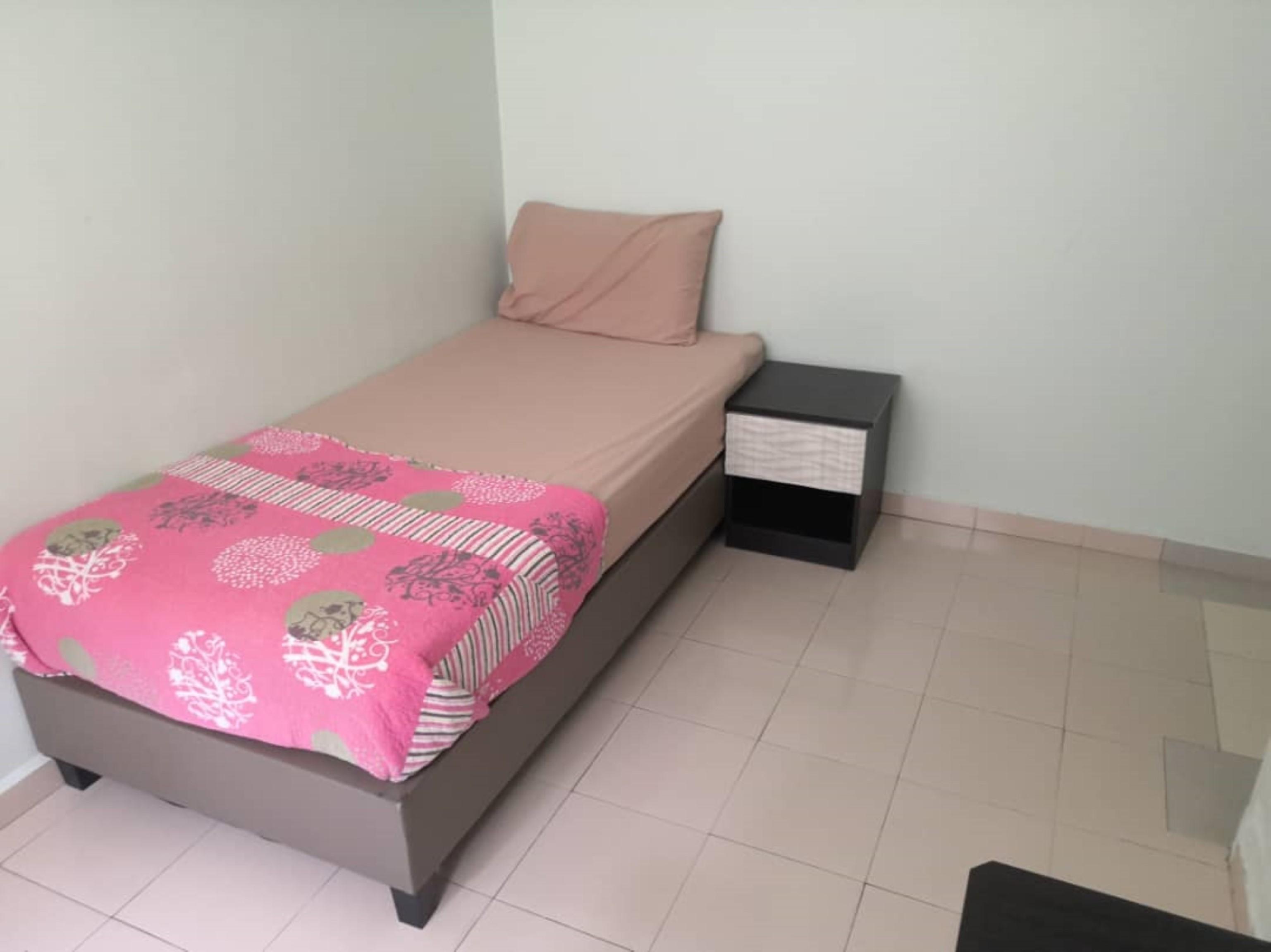 Oyo 90132 Come Inn Premium Kuala Terengganu Exterior photo