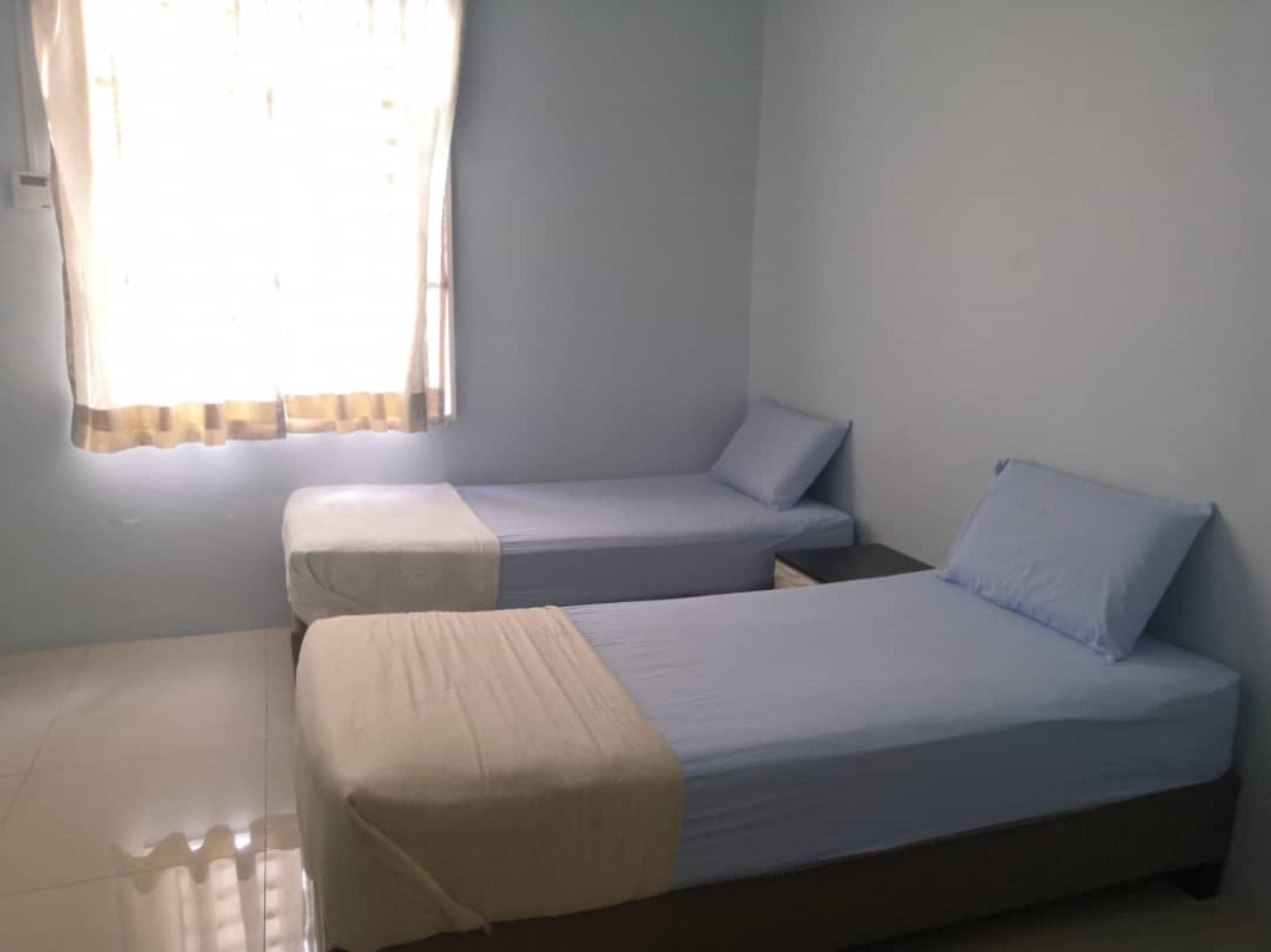 Oyo 90132 Come Inn Premium Kuala Terengganu Exterior photo