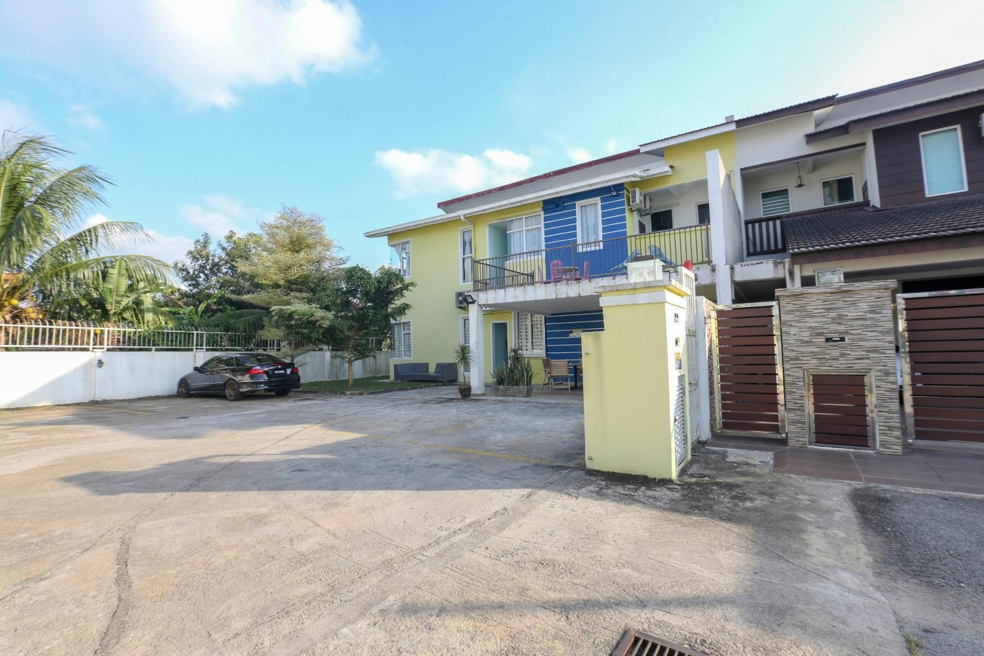 Oyo 90132 Come Inn Premium Kuala Terengganu Exterior photo