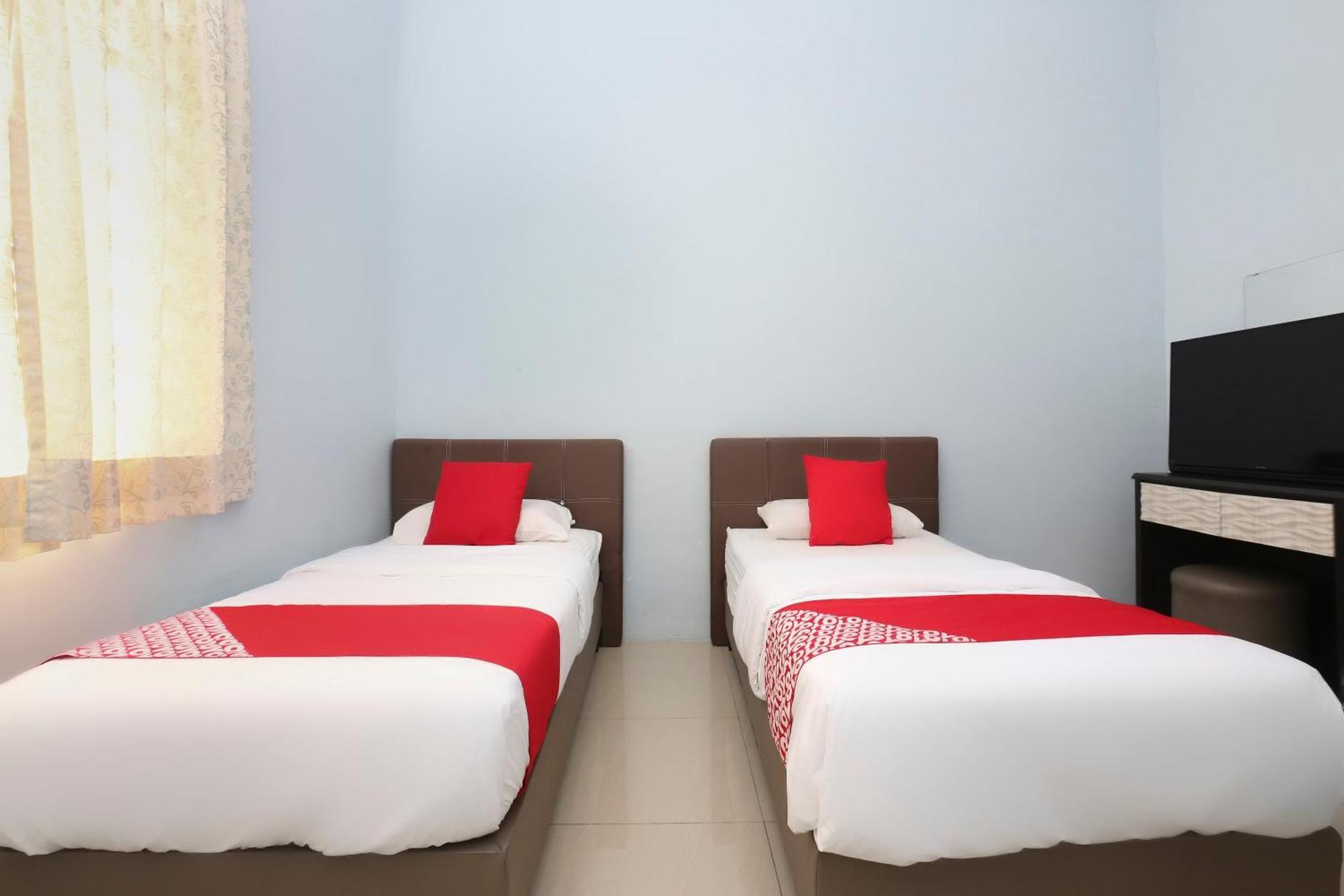 Oyo 90132 Come Inn Premium Kuala Terengganu Exterior photo