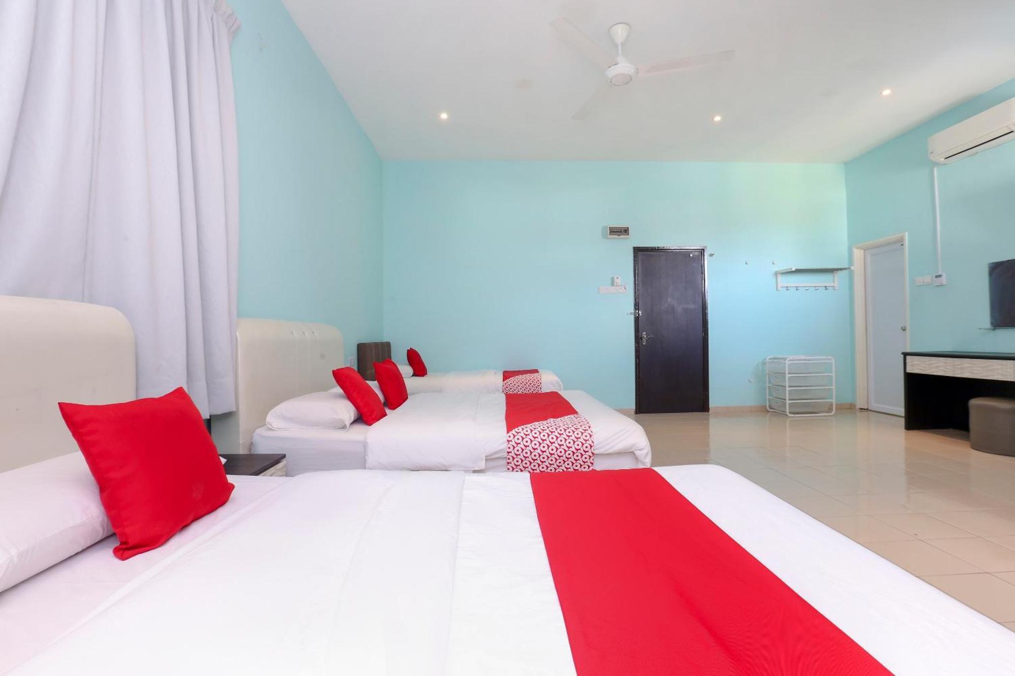 Oyo 90132 Come Inn Premium Kuala Terengganu Exterior photo