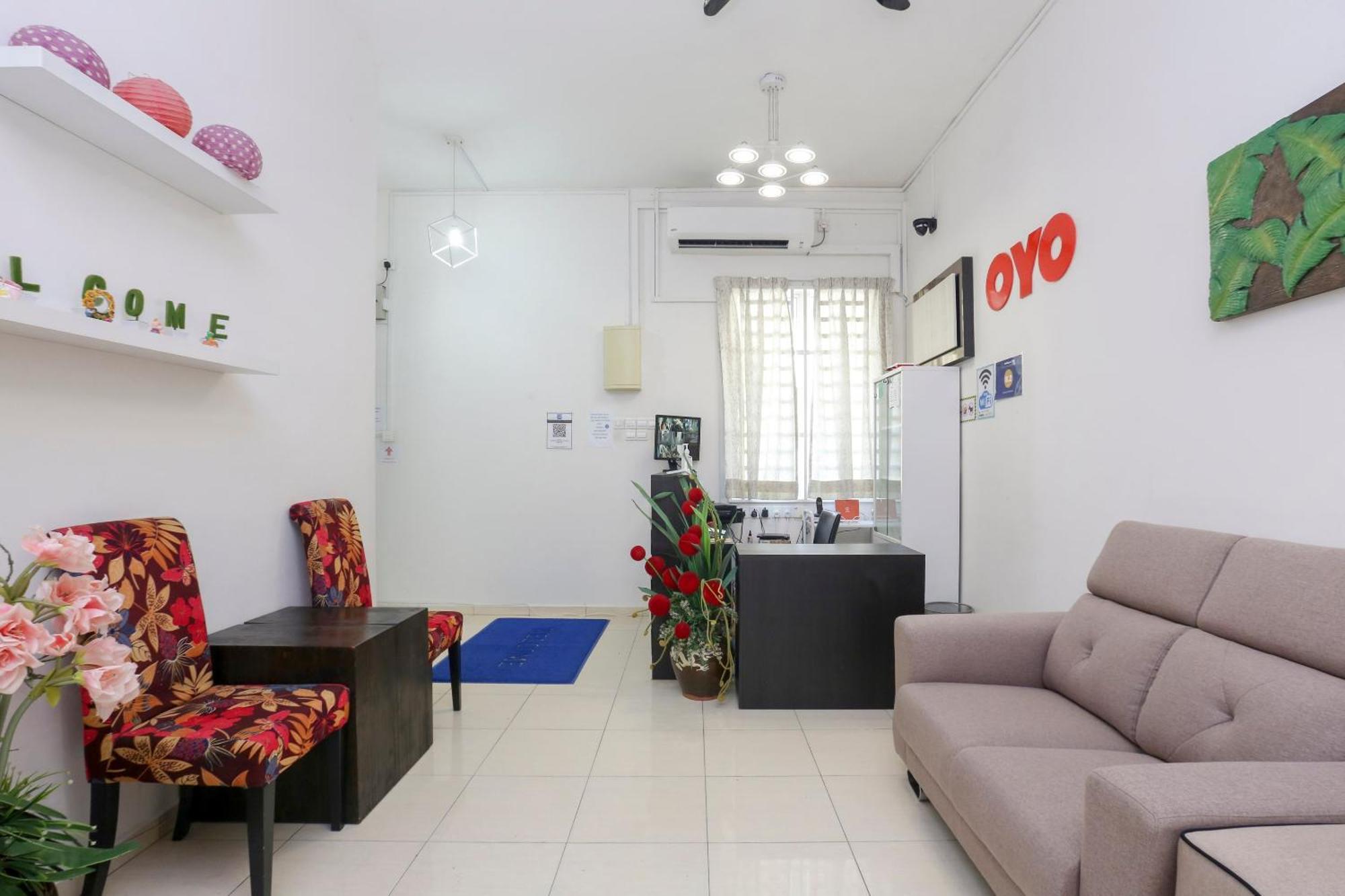 Oyo 90132 Come Inn Premium Kuala Terengganu Exterior photo